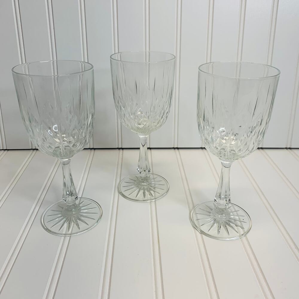 Set of Three Wine Glasses Vintage ? Crystal